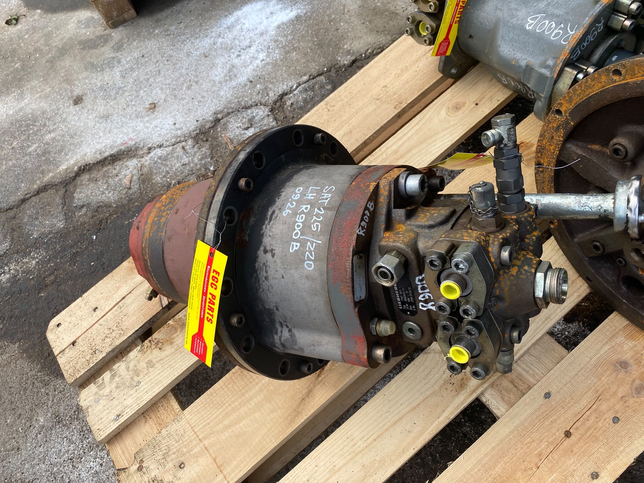 Drehwerksgetriebe Liebherr SAT 225 /220 aus Liebherr R900B